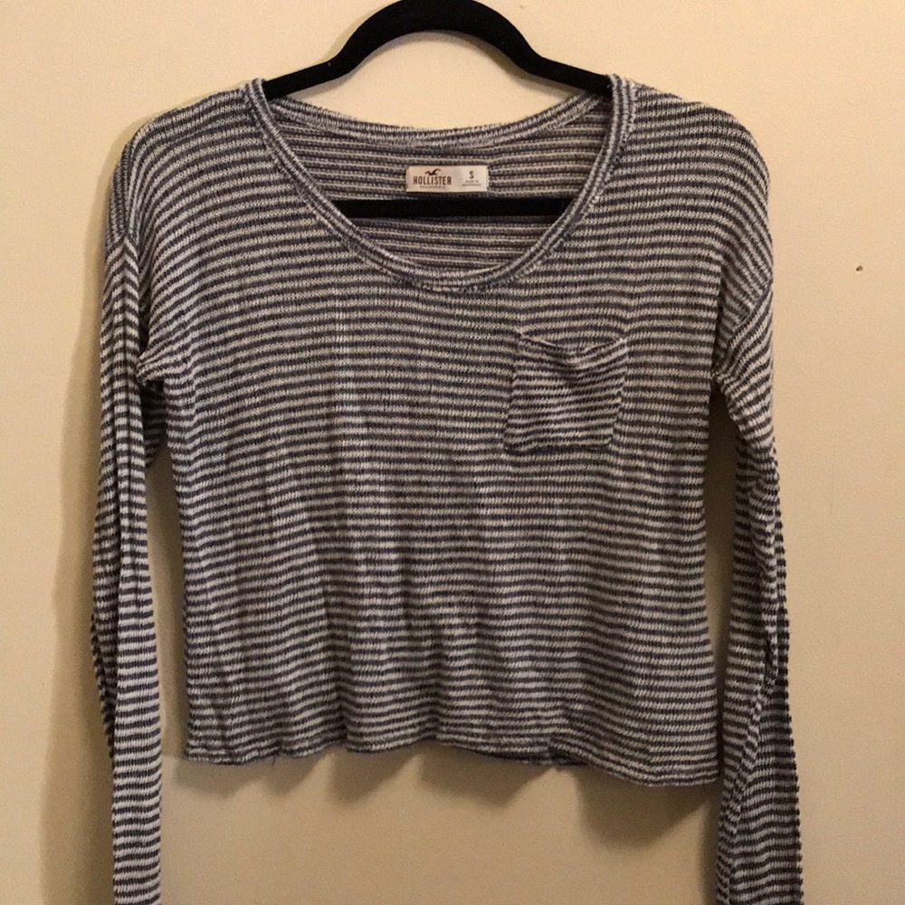 Hollister Long Sleeve Crop Top